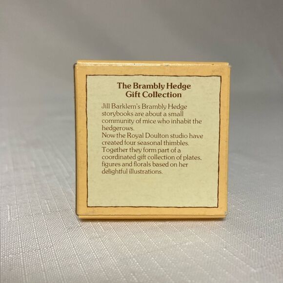 ROYAL DOULTON Vintage Thimble Jill Barklem SUMMER Brambly Hedge 1982 Collectible - Picture 3 of 8